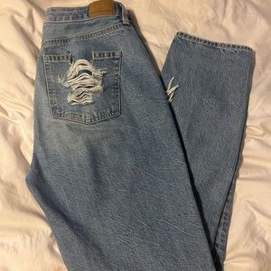American Eagle Mom Jeans